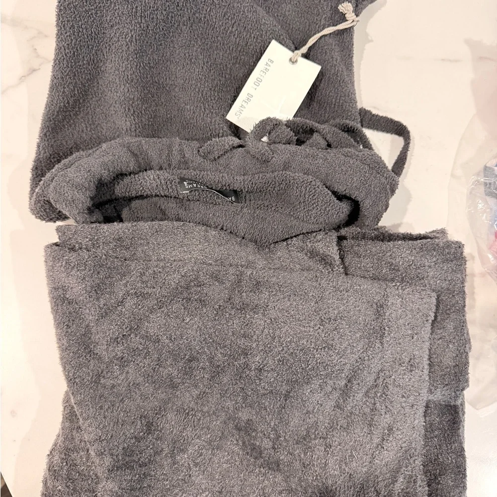 Barefoot Dreams Charcoal Plush blanket and socks